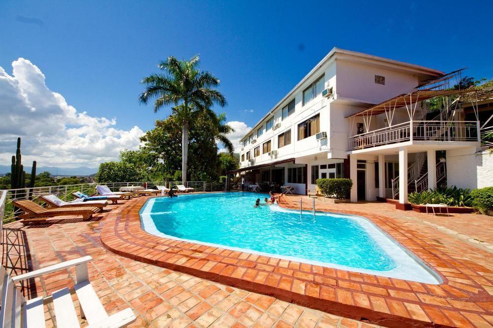Hotel Mont Joli Cap-Haïtien Exterior foto